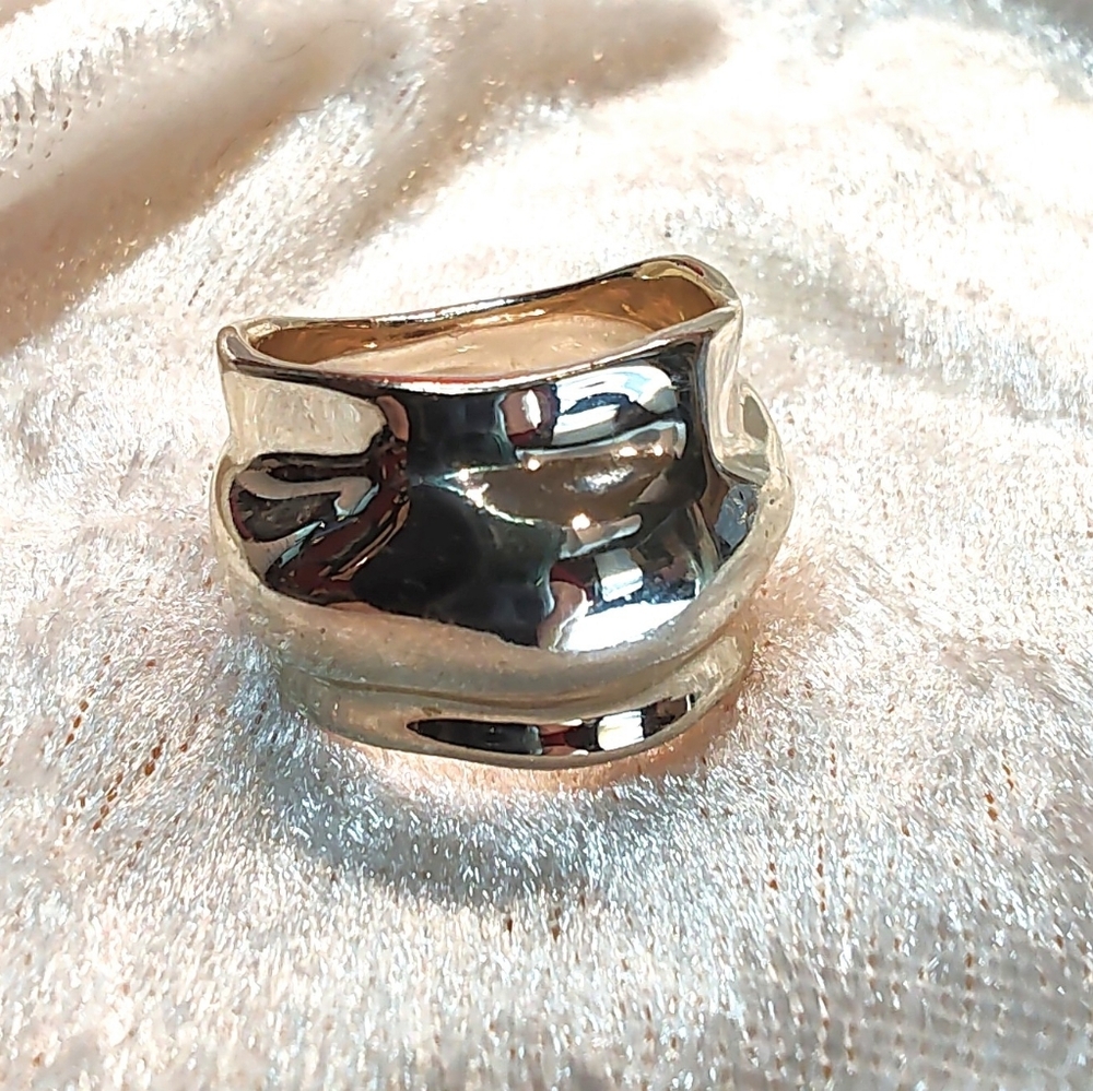 Robert Lee Morris (RLM) Wavy Silver Tone (Bronze) Ring Size 7.5